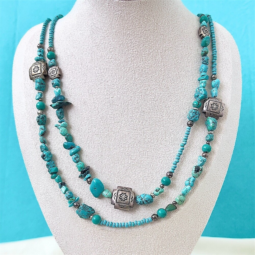 Double Strand Turquoise Beaded Necklace Southwestern Silver-Tone Barrel
